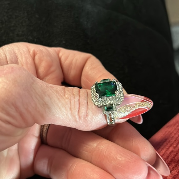 Ring - Picture 5 of 7